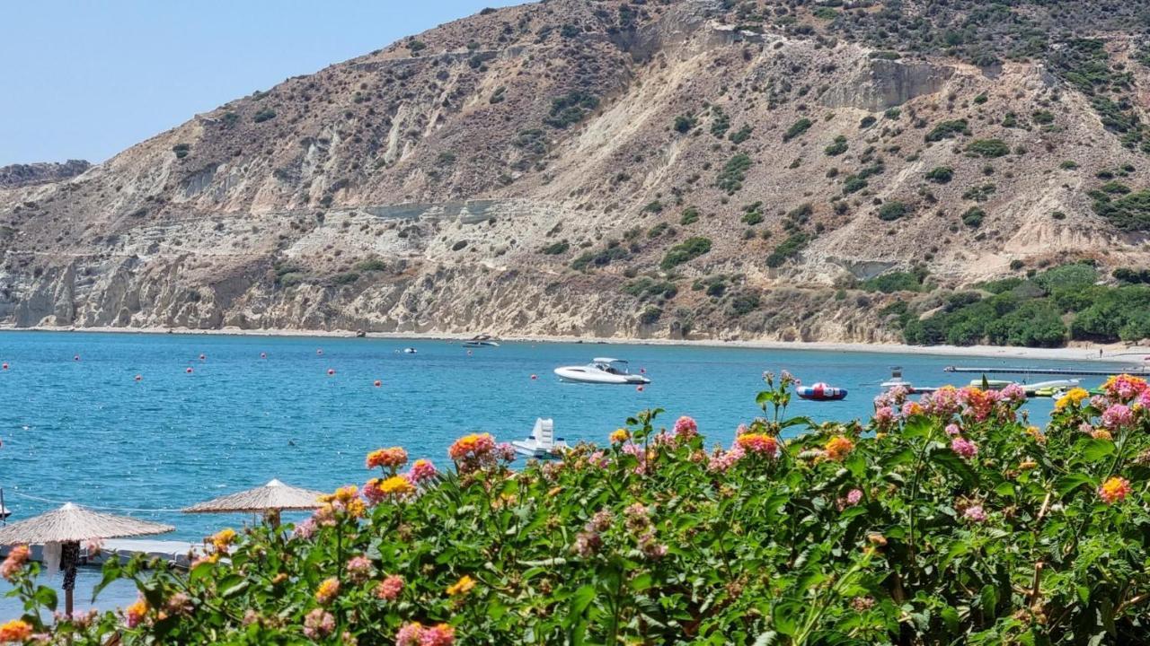 Вилла Gorgeous Seaview House Писсури Экстерьер фото
